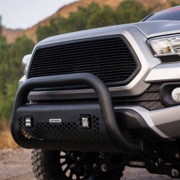 Bull bar con due supporti luminosi a cubo RC2