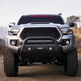 Bull bar con due supporti luminosi a cubo RC2