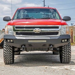 Paraurti anteriore in acciaio