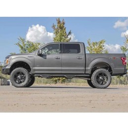 Paraurti anteriore con luci LED