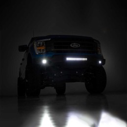 Paraurti anteriore con luci LED