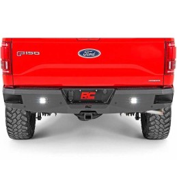 Paraurti posteriore in acciaio con luci LED