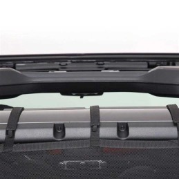 Mantello in rete sui lati e sul retro