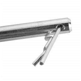 Perno e clip per gancio di traino